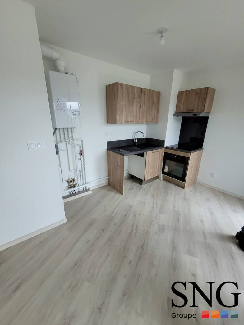 Appartement à louer 577 € 2 pièces 1 chambre 43,8 m² 2ème étage Saint Symphorien Tours 37100