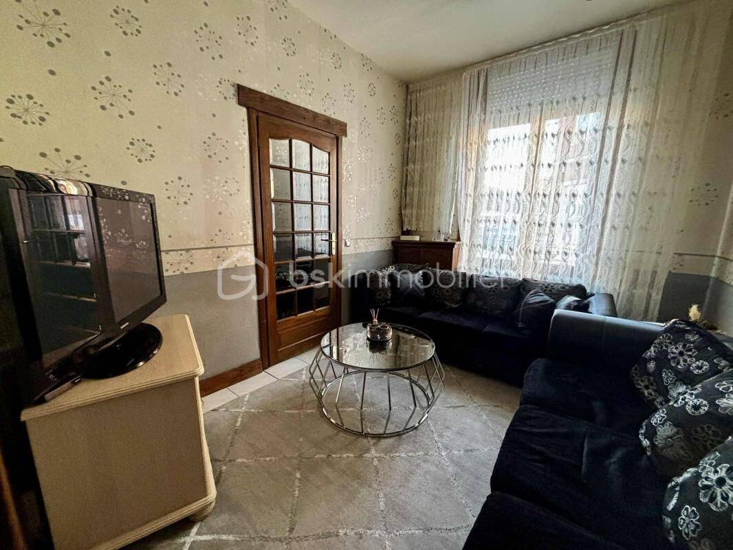 Maison 4 pièces 85 m² · à Tourcoing · 85 m² · 106 500 €