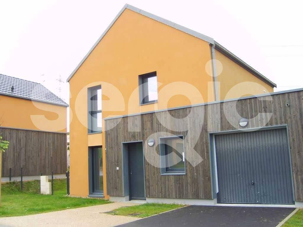 Maison 5 pièces 116 m² · à Saint-Ouen-l'Aumône · 116 m² · 1 492 €/mois