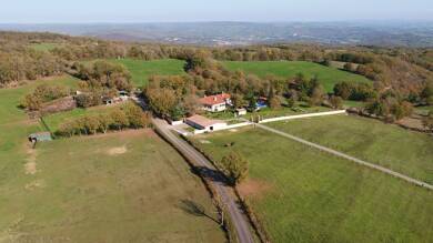 Maison à vendre 1 490 000 € 9 pièces 5 chambres 350 m² 170 000 m² de terrain Cordes-sur-Ciel 81170