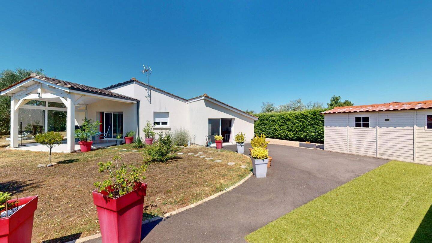 Maison 6 pièces 163 m² · à Camps-sur-l'Isle · 163 m² · 316 000 €