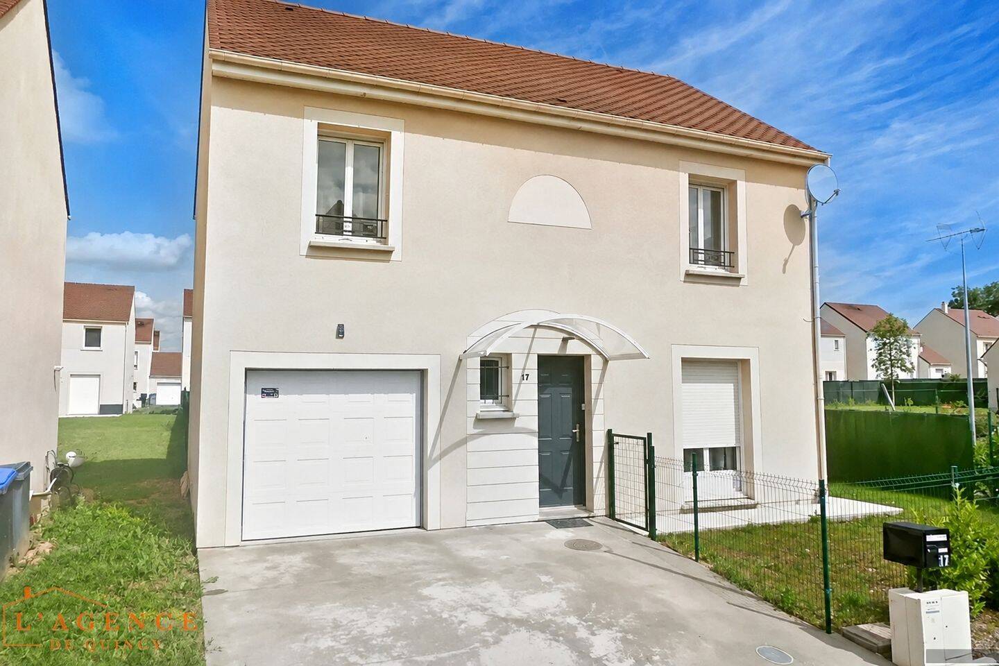 Maison 5 pièces 114 m² · à Quincy-Voisins · 114 m² · 1 700 €/mois