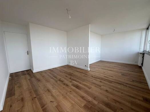 Appartement à vendre 510 000 € 3 pièces 2 chambres 65 m² Étage 15/28 Olympiades-Choisy Paris 13ème arrondissement 75013