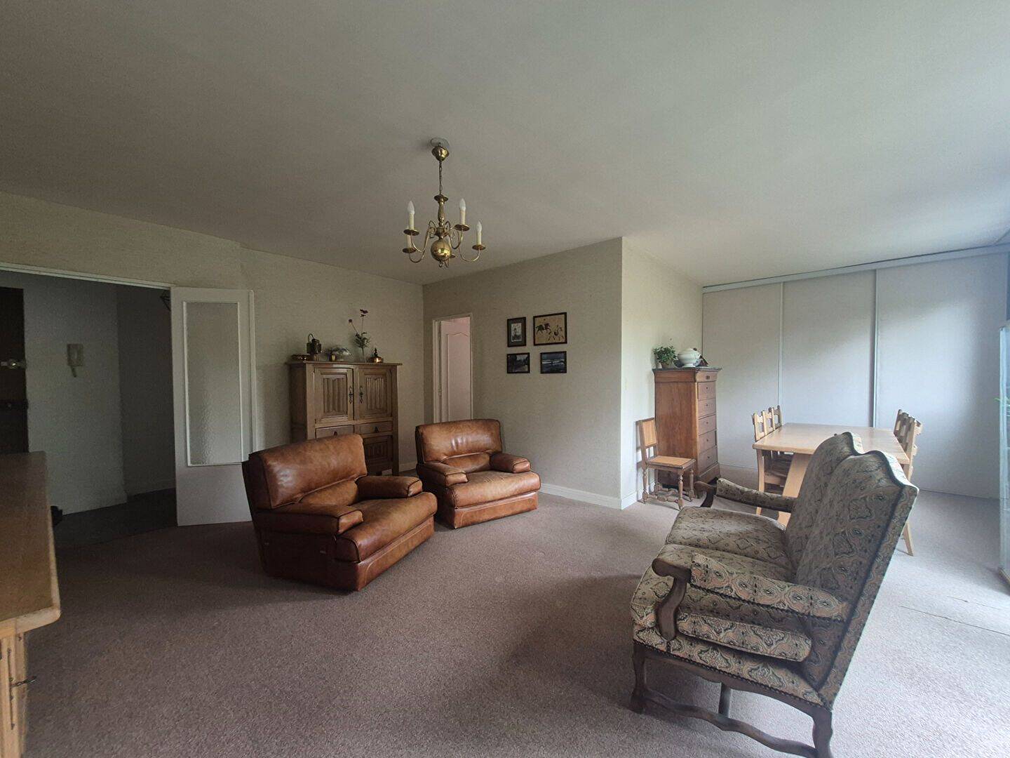 Appartement 3 pièces 80 m² · à Sainte-Catherine · 80,1 m² · 182 000 €