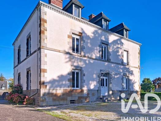 Demeure à vendre 595 000 € 11 pièces 6 chambres 317 m² 2 351 m² de terrain Retiers 35240