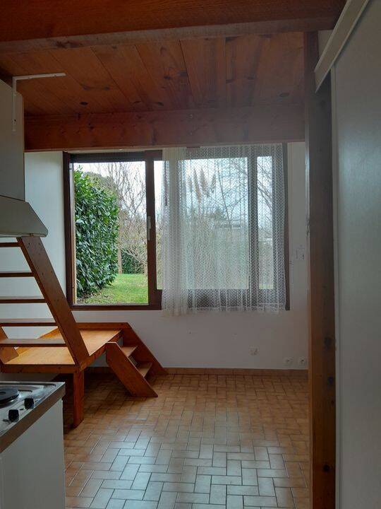 Appartement 1 pièce 18 m² · à Guyancourt · 18 m² · 790 €