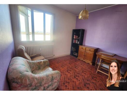 Appartement à vendre 31 000 € 2 pièces 1 chambre 37 m² Étage 3/3 Centre Technique Municipal-Centre de Loisirs Jules Ferry Agen 47000