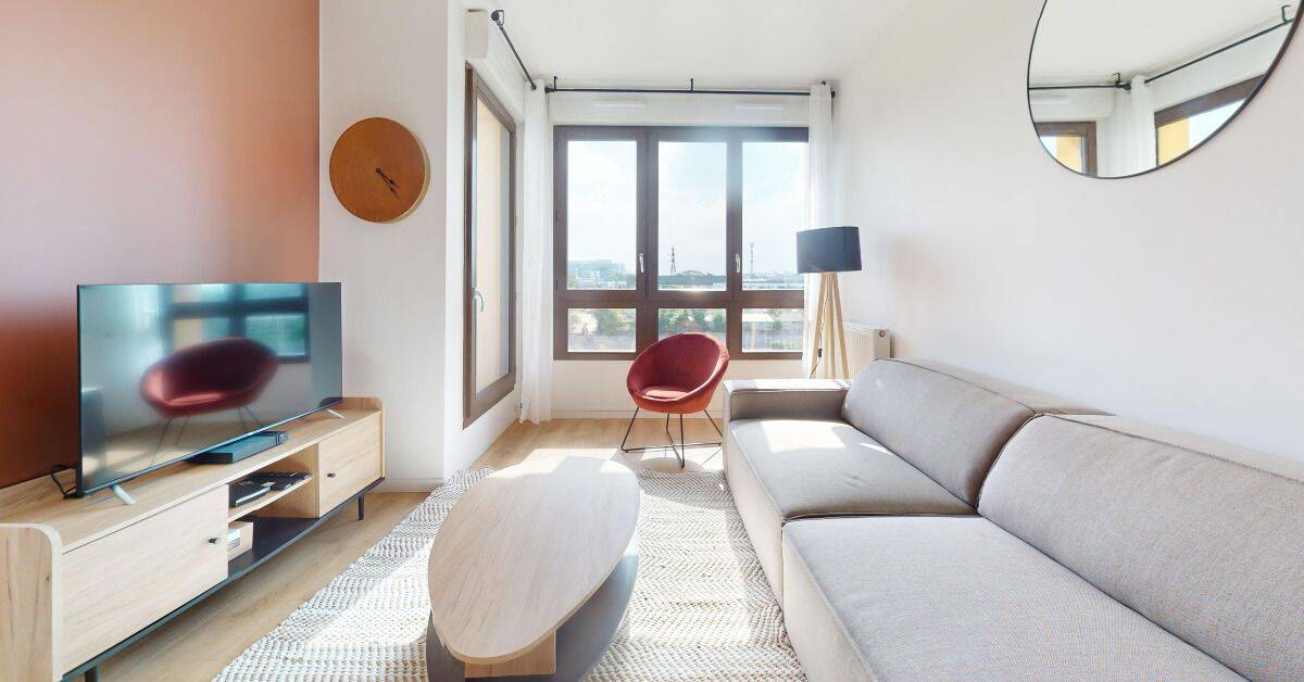 6 pièces 101 m² · à Saint-Denis · 101 m² · 710 €