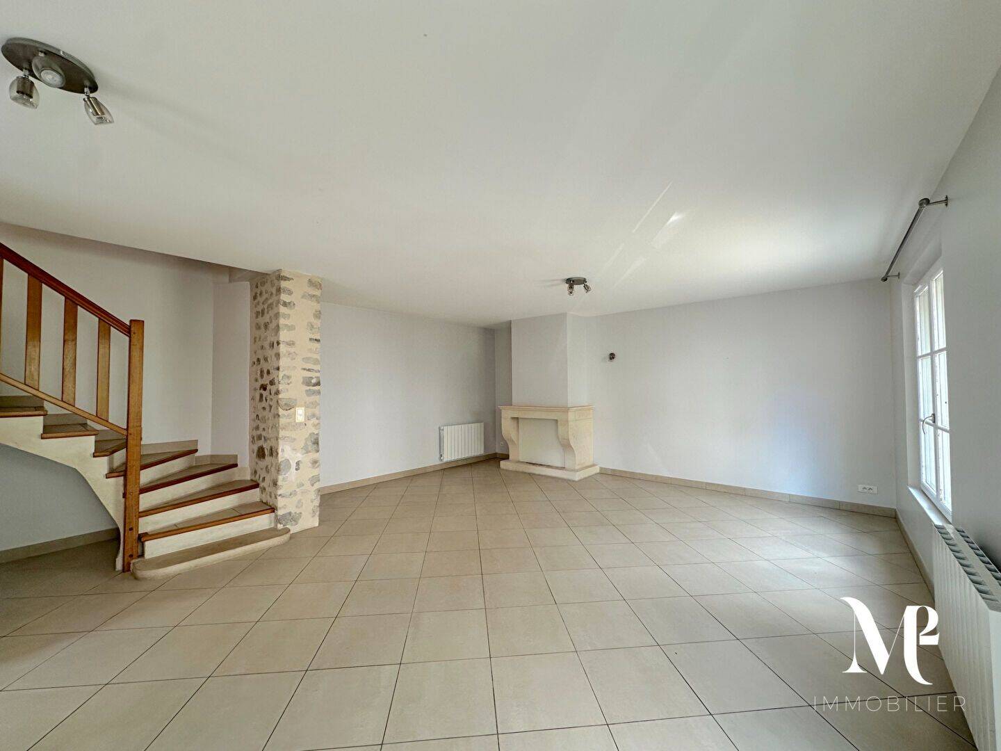 Maison 3 pièces 75 m² · à Thiers-sur-Thève · 75 m² · 1 050 €/mois