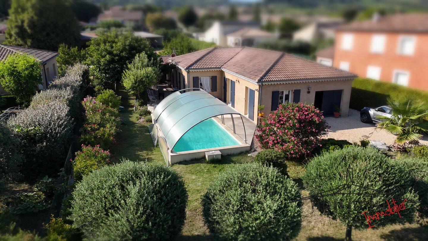 Maison 6 pièces 101 m² · à Saint-Maurice-sur-Eygues · 101 m² · 425 000 €