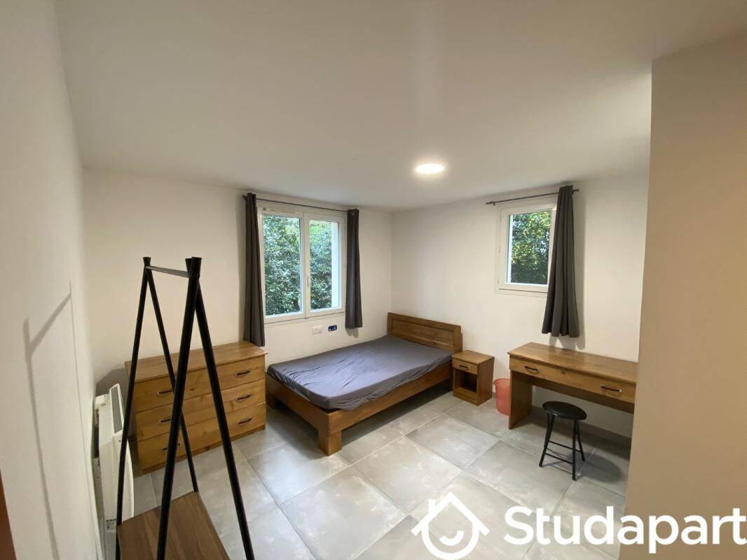 1 pièce 11 m² · à Pessac · 11 m² · 545 €