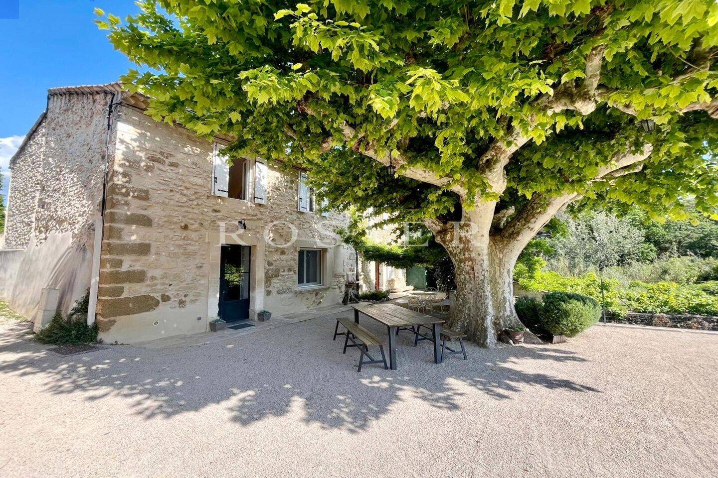 Maison 12 pièces 240 m² · à Beaumes-de-Venise · 240 m² · 790 000 €
