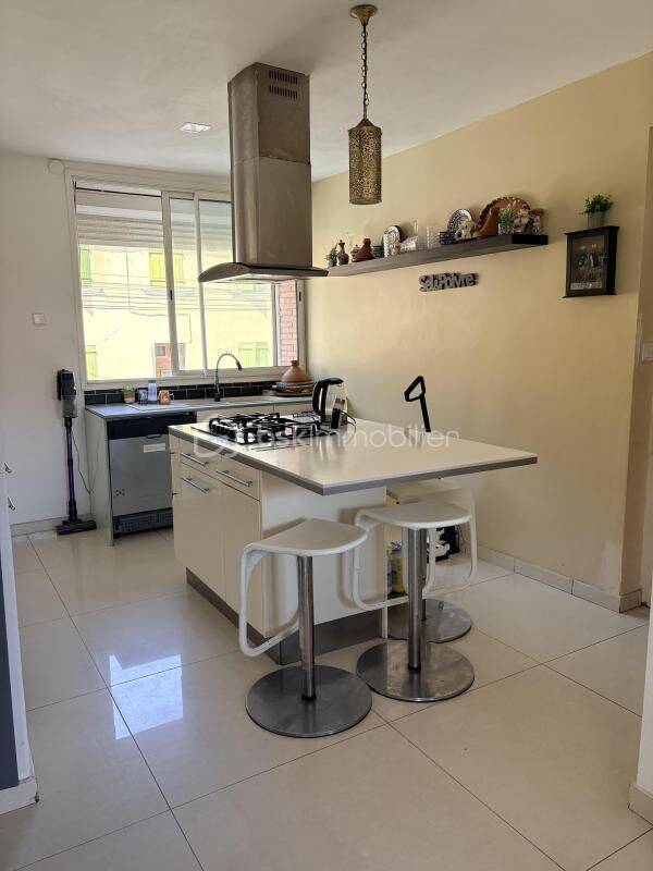 Appartement 4 pièces 53 m² · à La Seyne-sur-Mer · 53 m² · 179 000 €