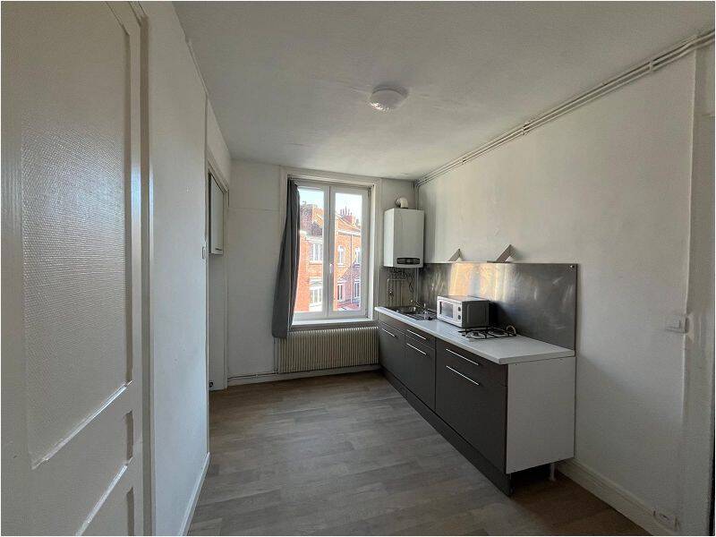 Appartement 1 pièce 28 m² · à Lille · 27,5 m² · 470 €/mois