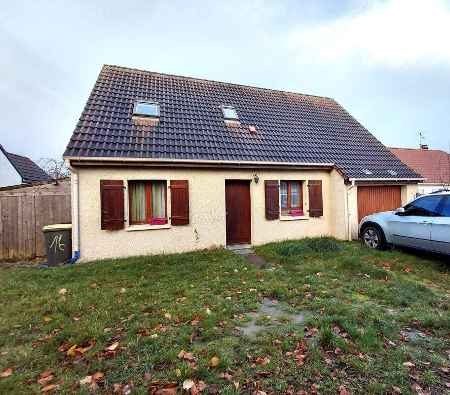 Maison 6 pièces 117 m² · à Dordives · 117 m² · 169 000 €