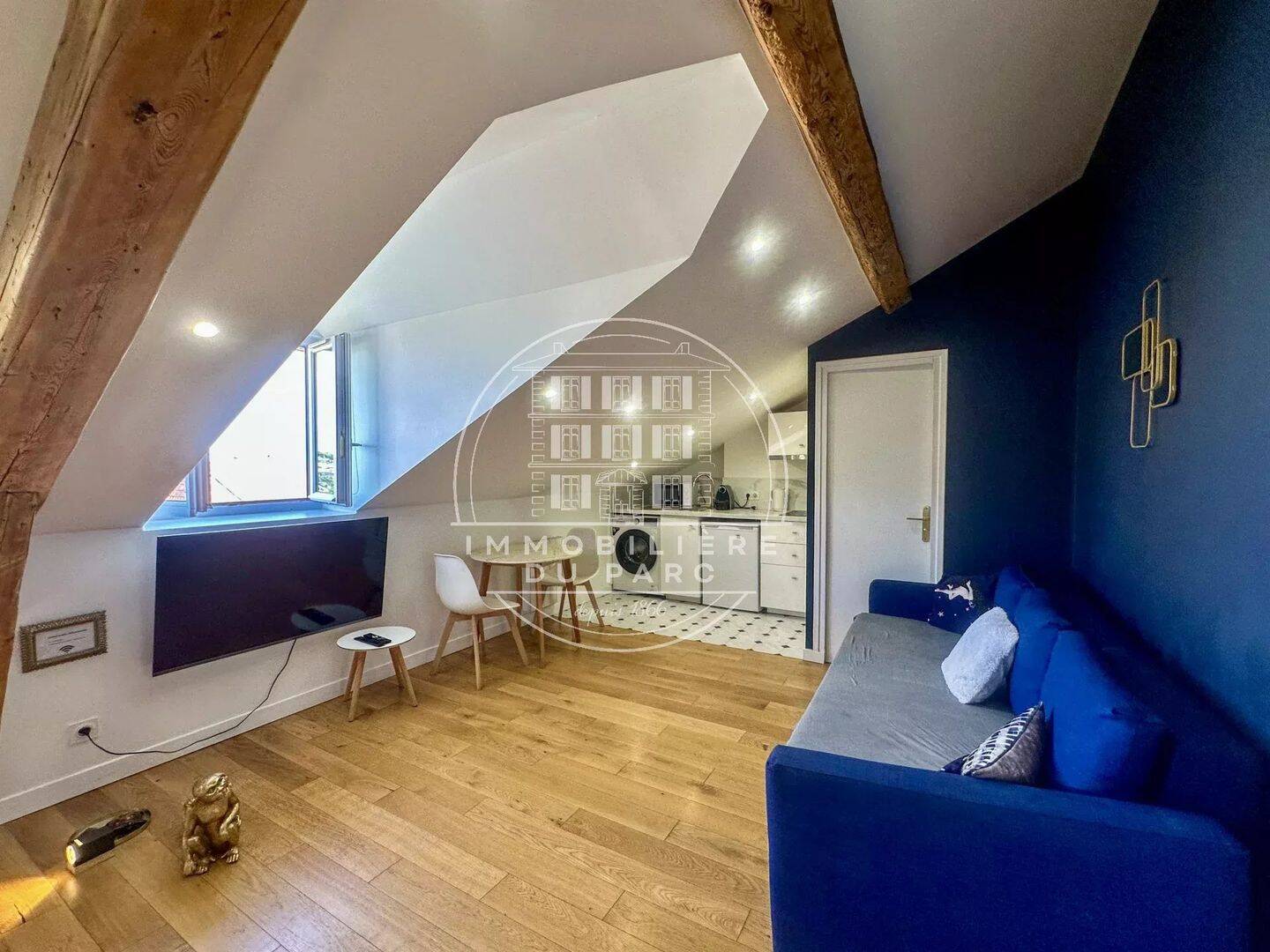 Appartement 1 pièce 24 m² · à Chatou · 24,3 m² · 880 €
