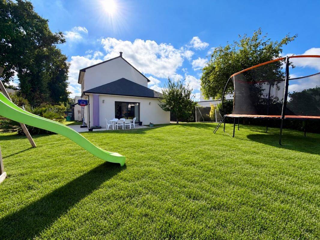 Maison 6 pièces 120 m² · à Sautron · 120 m² · 438 000 €