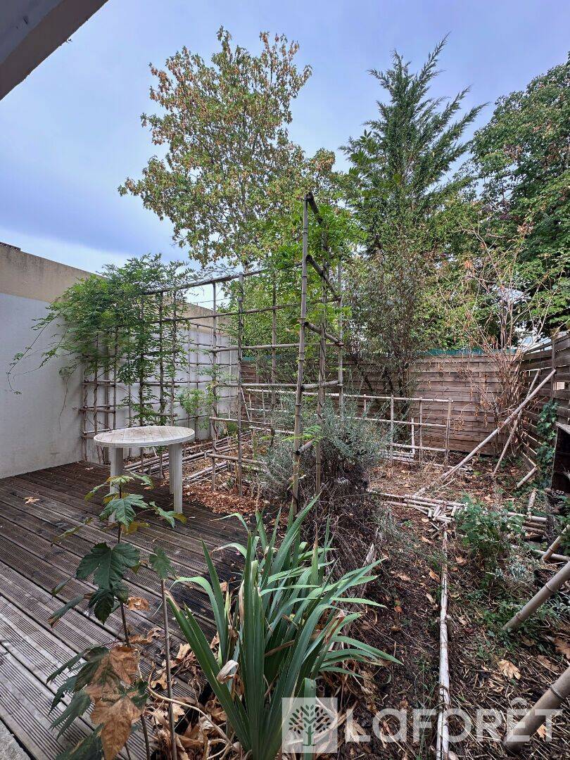 Appartement 1 pièce 33 m² · à Angoulême · 33,1 m² · 650 €/mois
