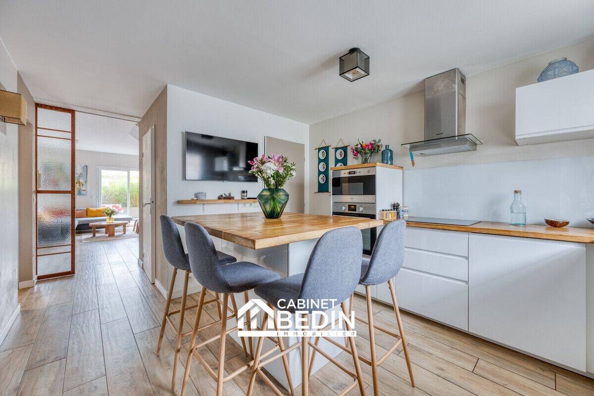 Maison 5 pièces 122 m² · à Pessac · 122 m² · 548 000 €