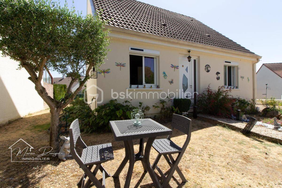 Maison 4 pièces 94 m² · à La Ferté-Alais · 94 m² · 290 000 €