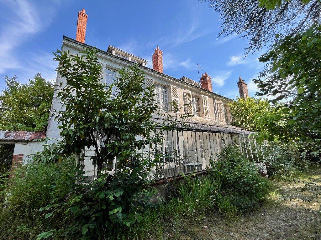 Maison 9 pièces 233 m² · à Saint-Hilaire-Saint-Mesmin · 233 m² · 455 000 €