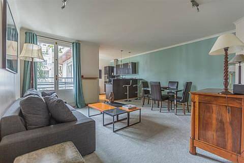 Appartement 2 pièces 51 m² · à Paris 16ème Arrondissement · 51 m² · 2 600 €/mois
