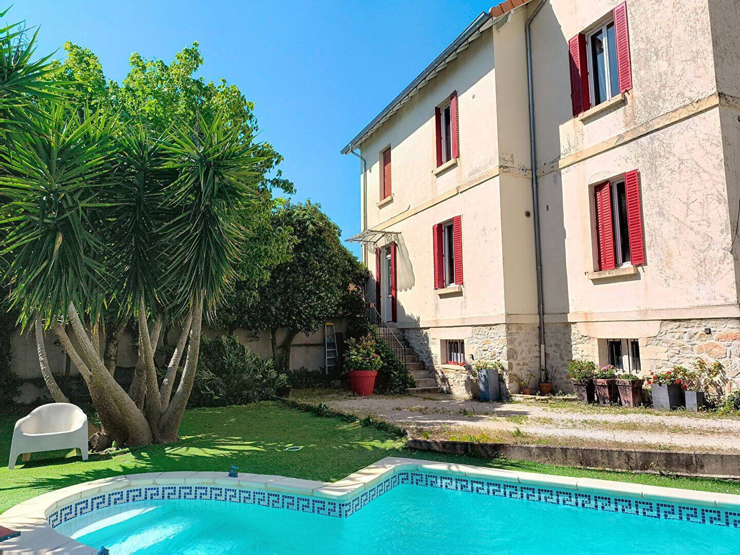Maison 6 pièces 170 m² · à Villeneuve-lès-Avignon · 170 m² · 499 000 €