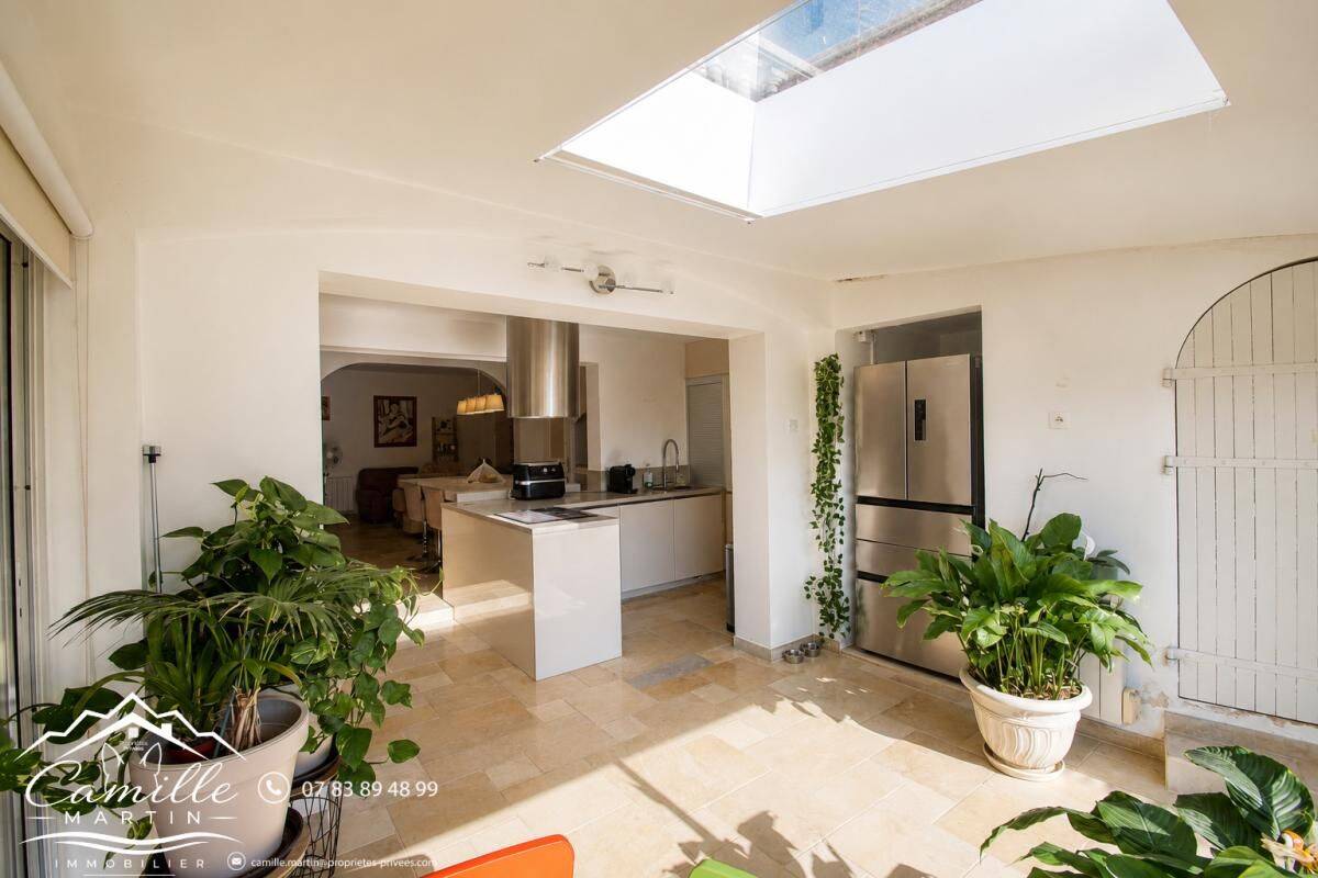 Appartement 5 pièces 122 m² · à Saint-Raphaël · 122 m² · 461 000 €