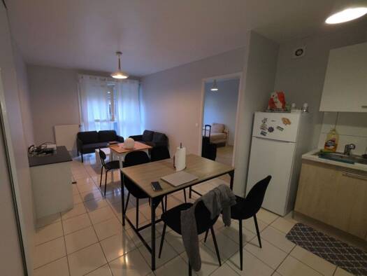 Appartement à louer 562 € 2 pièces 1 chambre 40 m² disponible dès maintenant Lakanal-Strasbourg Tours 37000