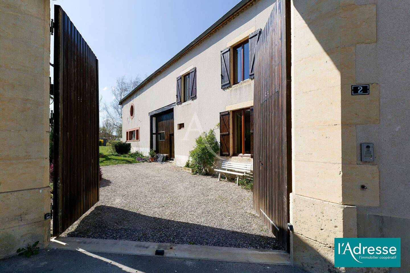 Maison 8 pièces 324 m² · à Villers-aux-Nœuds · 324 m² · 699 000 €