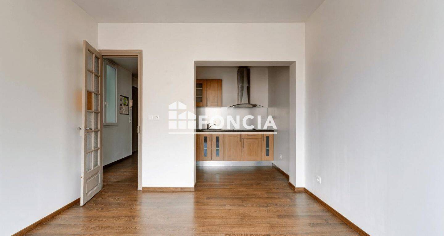 Appartement 3 pièces 57 m² · à Reims · 57,3 m² · 140 000 €