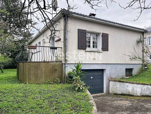 Maison à vendre 174 800 € 4 pièces 3 chambres 106 m² 596 m² de terrain Saint Médard Fontenay-le-Comte 85200