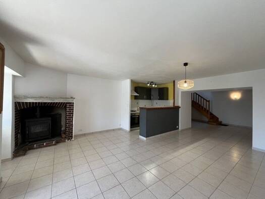 Maison à louer 840 € 4 pièces 3 chambres 109,2 m² Nord Saint-Astier 24110