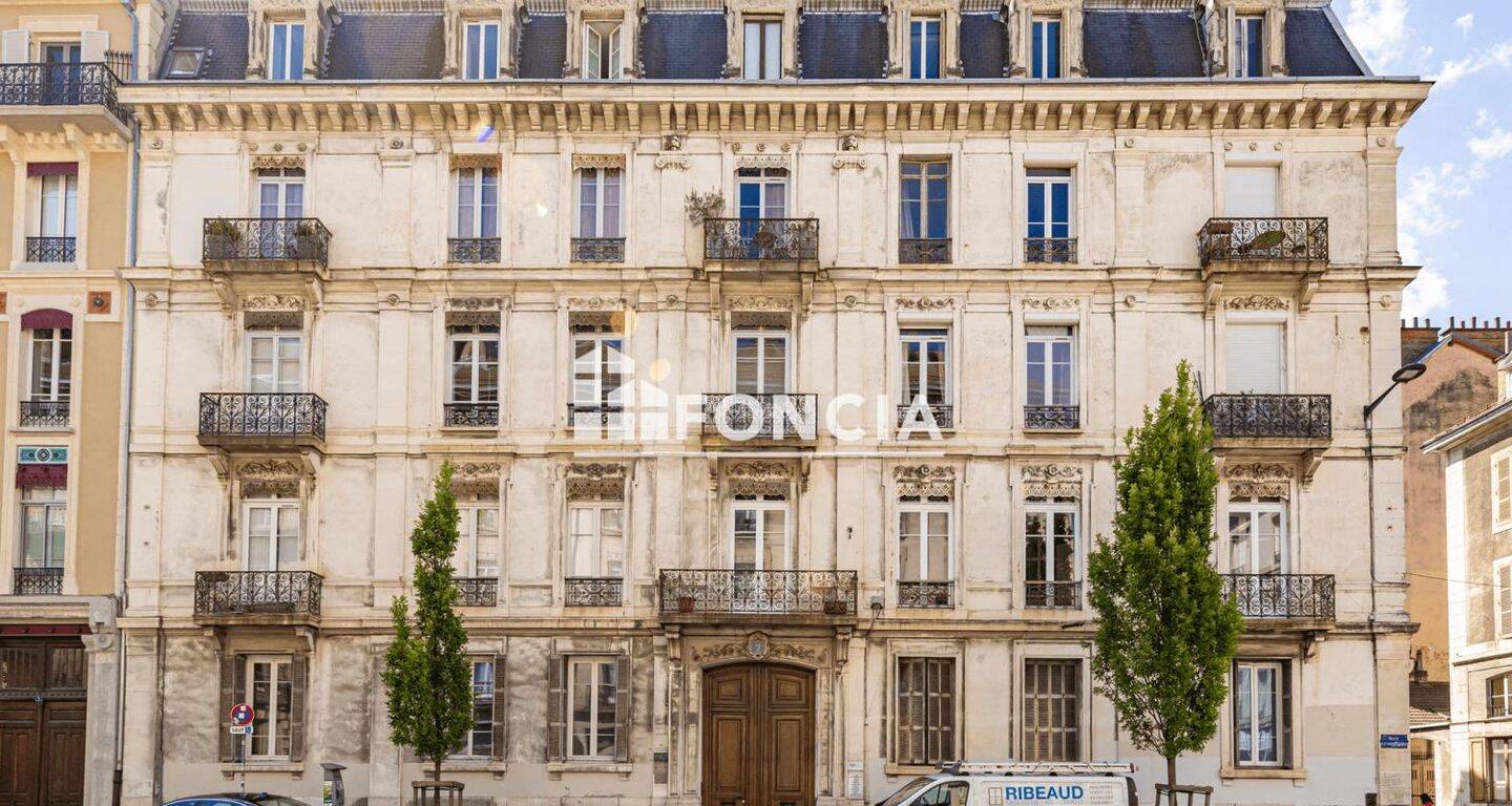 Appartement 7 pièces 166 m² · à Grenoble · 166 m² · 395 000 €
