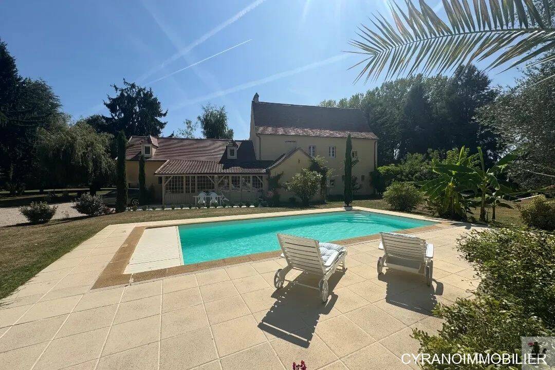 Maison 12 pièces 286 m² · à Bergerac · 286 m² · 820 000 €