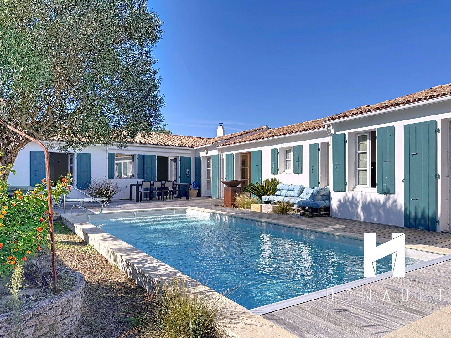 Maison 6 pièces 143 m² · à Saint-Clément-des-Baleines · 143 m² · 1 100 000 €