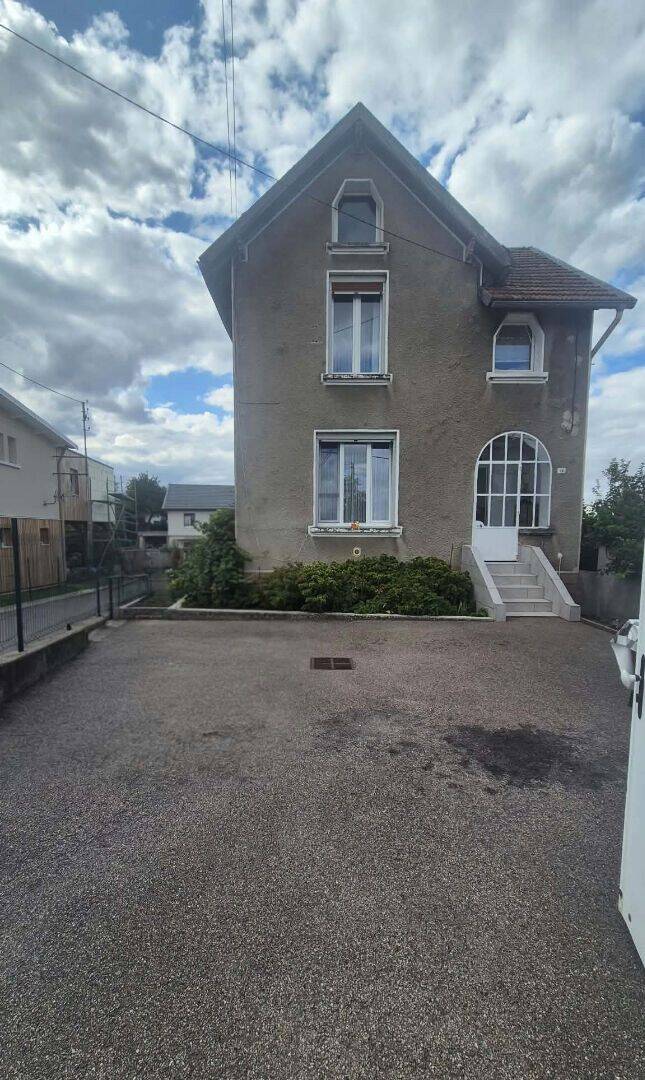 Maison 3 pièces 70 m² · à Charmes · 70 m² · 148 000 €