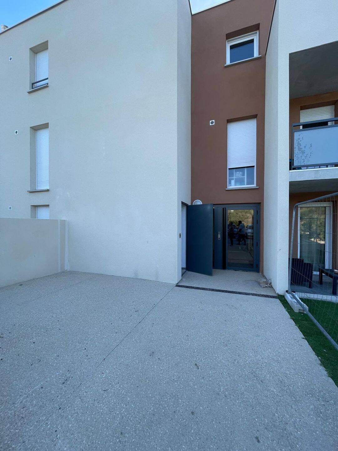 Appartement 2 pièces 42 m² · à Morières-lès-Avignon · 42 m² · 650 €