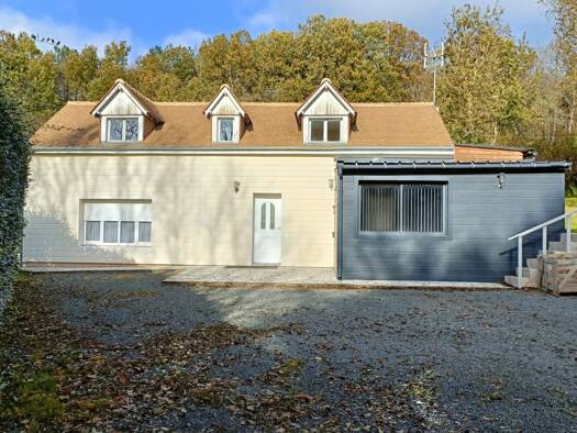 Maison à vendre 150 000 € 4 pièces 3 chambres 127 m² 1 367 m² de terrain Saint-Denis-d'Orques 72350