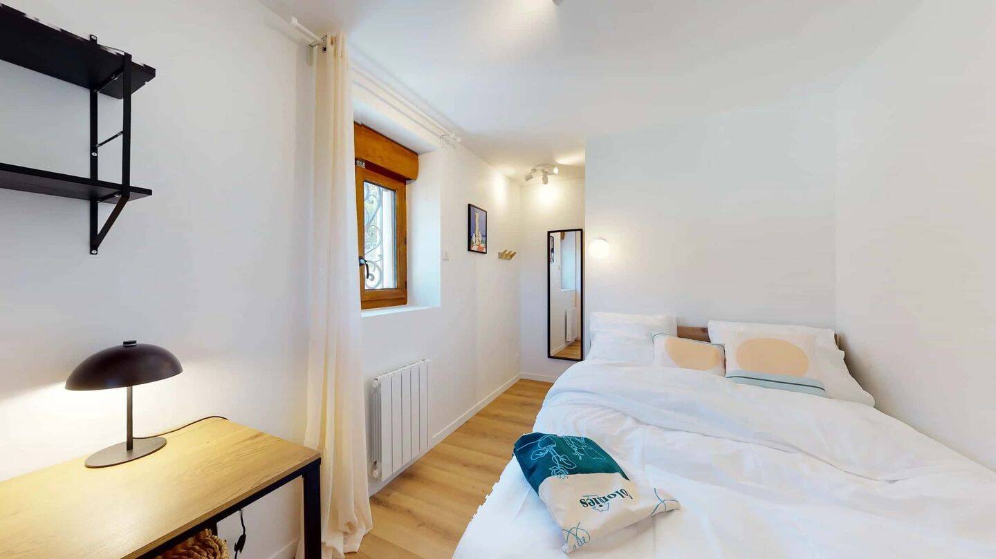 1 pièce 15 m² · à Créteil · 15 m² · 892 €/mois