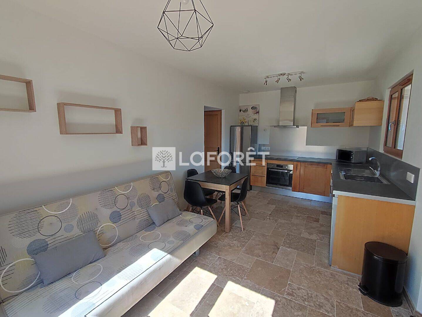 Appartement 2 pièces 33 m² · à Tourrettes · 32,5 m² · 900 €/mois