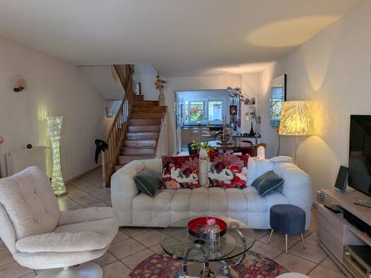 Maison à vendre 320 000 € 4 pièces 2 chambres 110 m² 94 m² de terrain Hôtel de Ville Vichy 03200