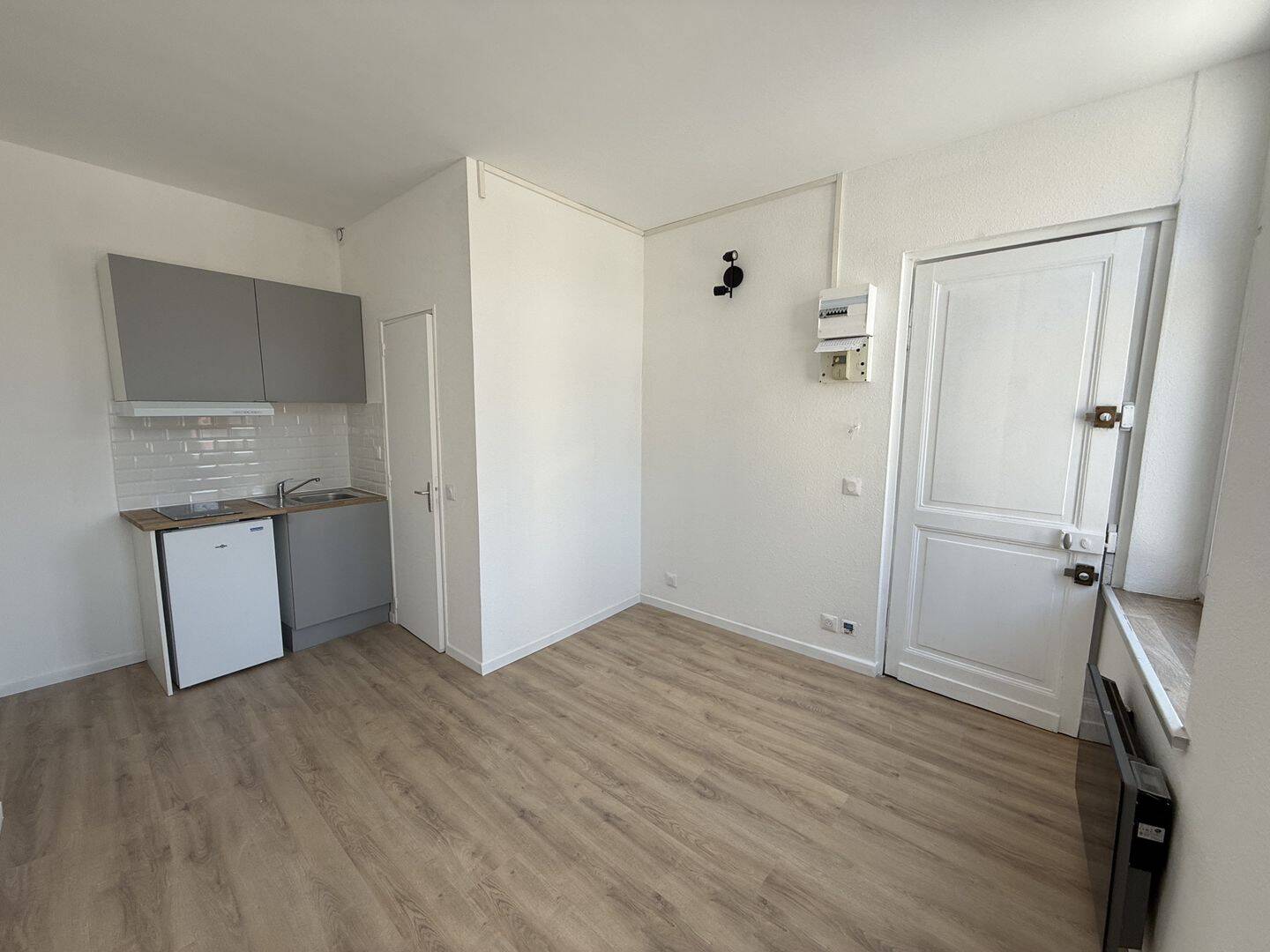 Appartement 1 pièce 15 m² · à Lille · 14,5 m² · 400 €