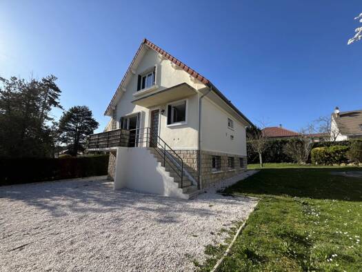 Maison à louer 3 000 € 5 pièces 3 chambres 115,6 m² La Ville Au Bois Viroflay 78220