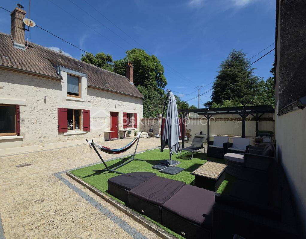 Maison 6 pièces 156 m² · à Saint-Pryvé-Saint-Mesmin · 156 m² · 310 000 €