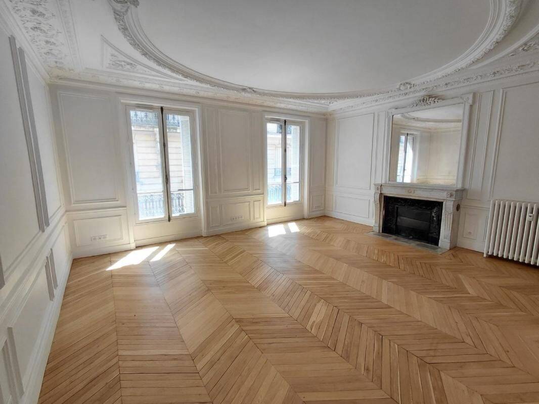 Appartement 6 pièces 198 m² · à Paris 16ème Arrondissement · 198 m² · 5 843 €