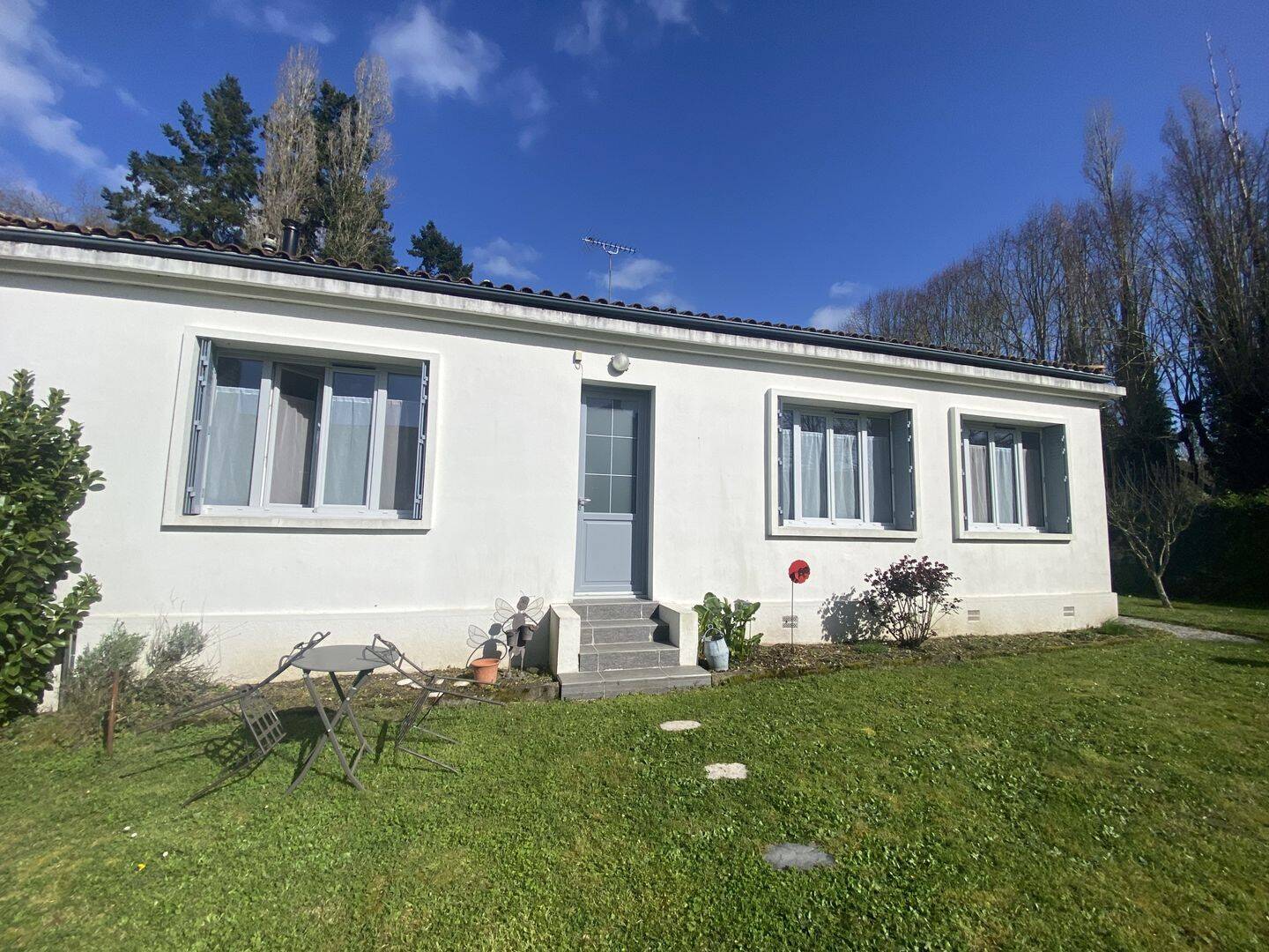 Maison 4 pièces 89 m² · à Échiré · 89 m² · 199 000 €