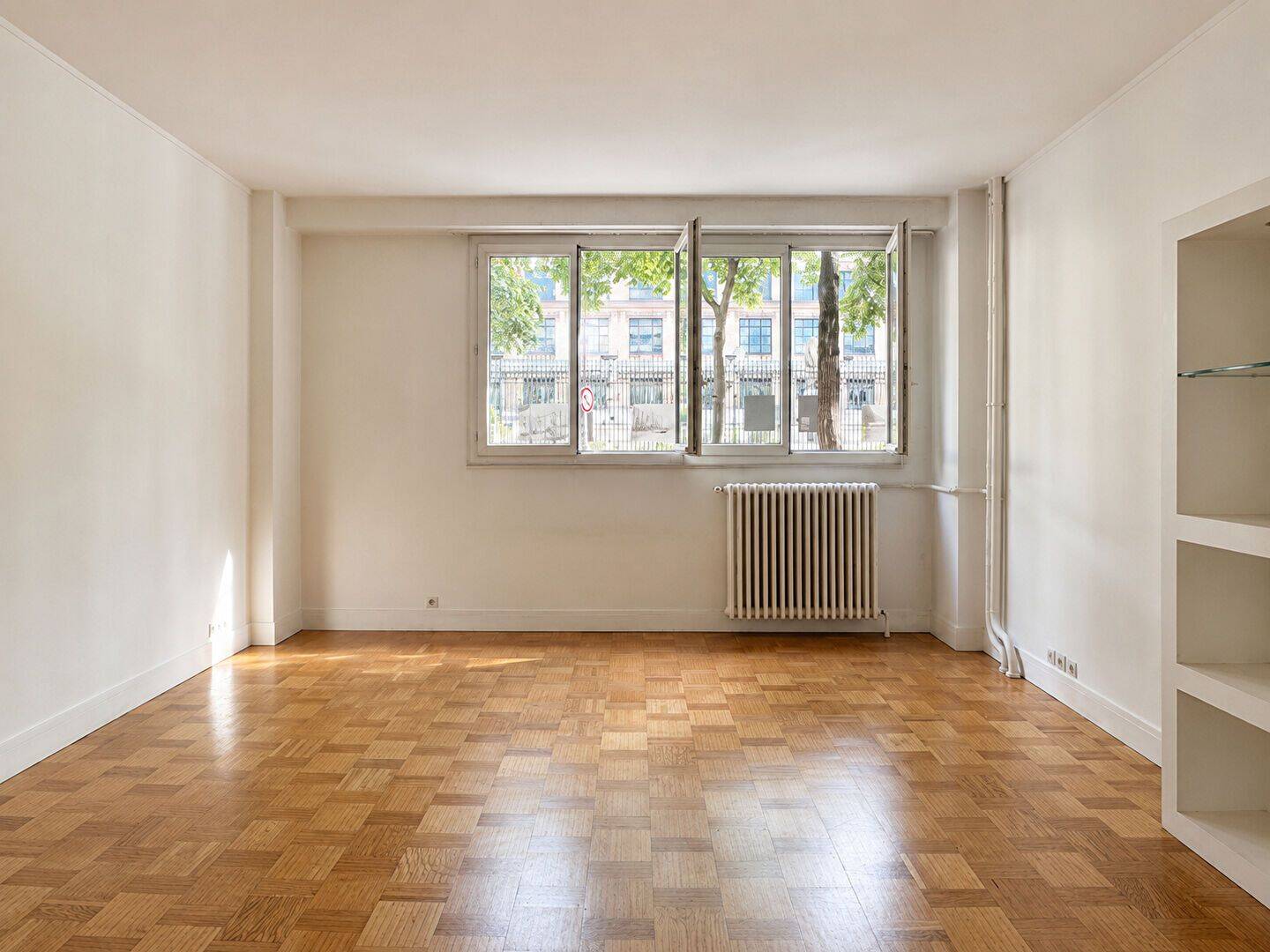Appartement 3 pièces 107 m² · à Paris 15ème Arrondissement · 107 m² · 895 000 €