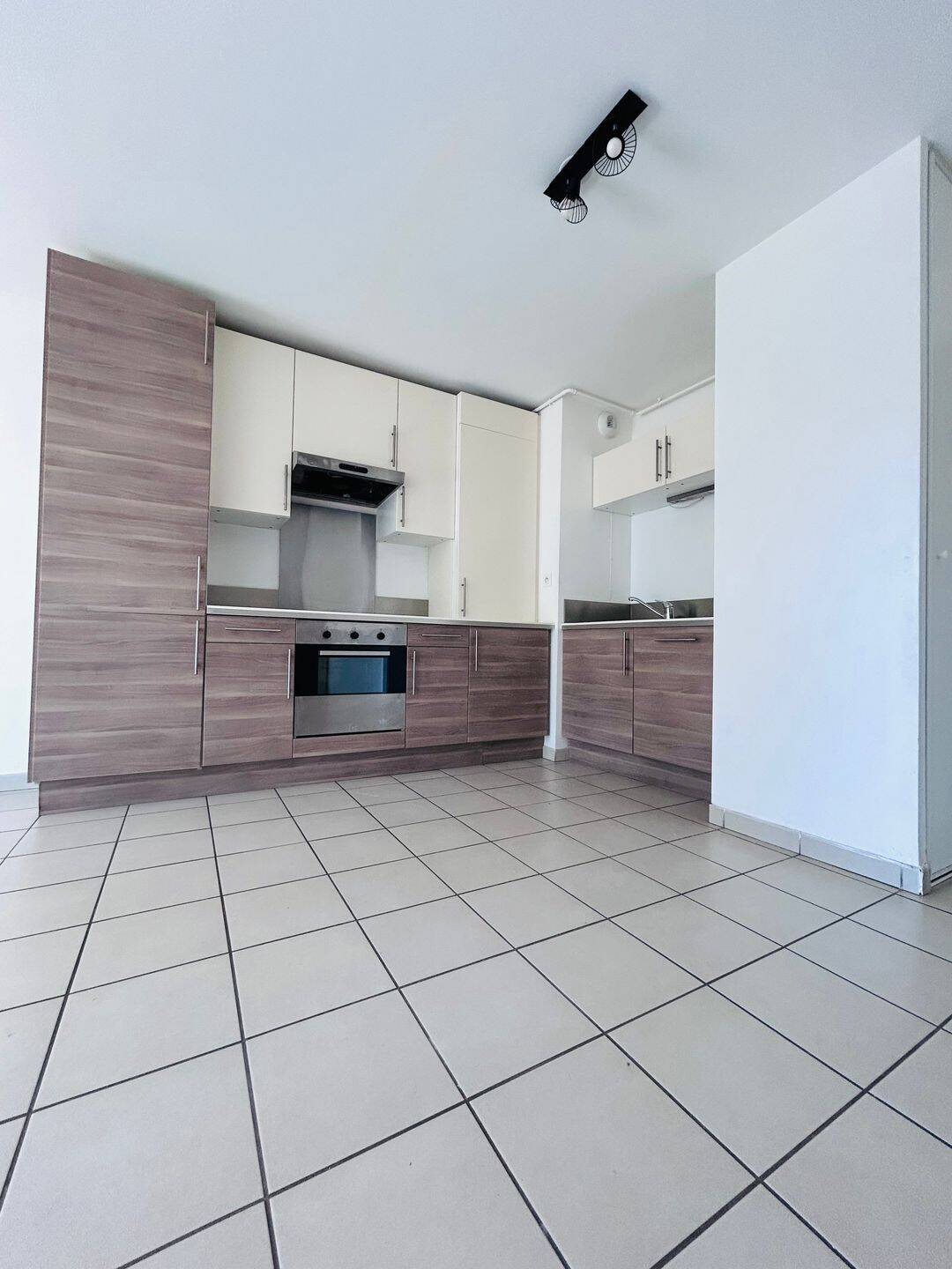 Appartement 2 pièces 43 m² · à Gréoux-les-Bains · 43 m² · 635 €