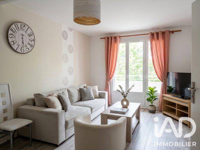 Appartement 3 pièces 70 m² · à Dreux · 69,9 m² · 79 000 €